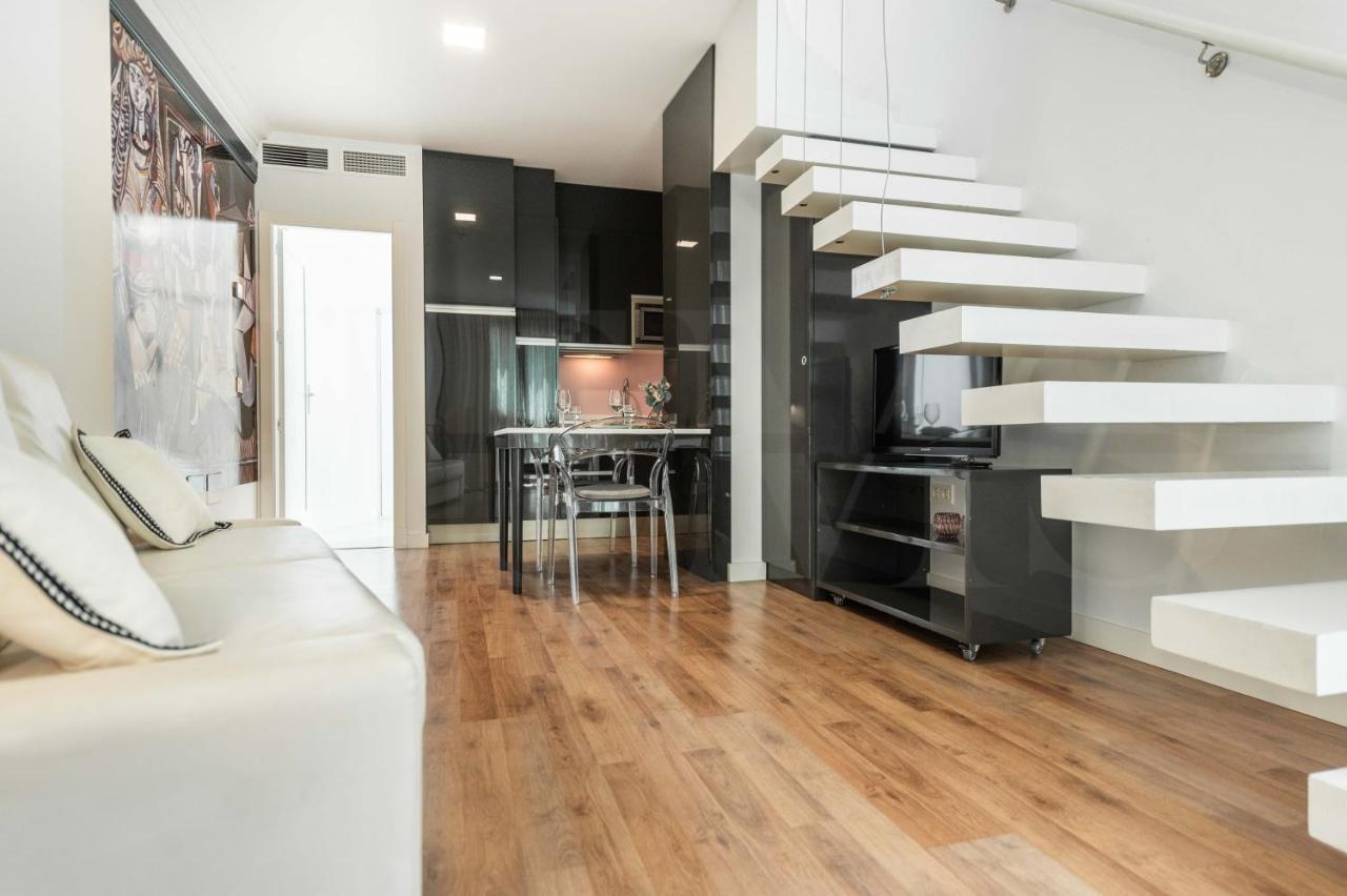 Artistic Duplex With Terrace By Picasso Museum By Rems Apartment Malaga Exterior photo